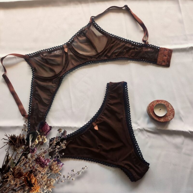 Lingerie Desert Lovers Sutiã com Calcinha Tanga