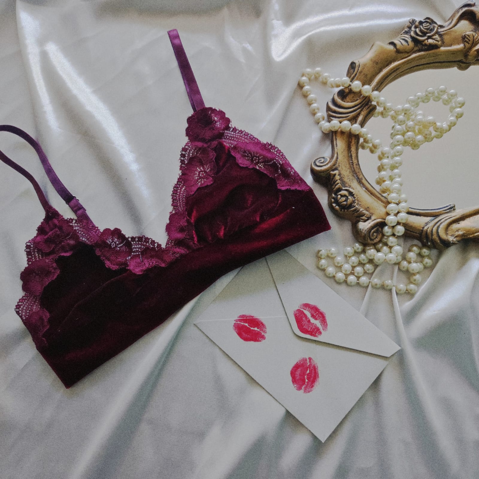 Bralette Veludo Vermelho